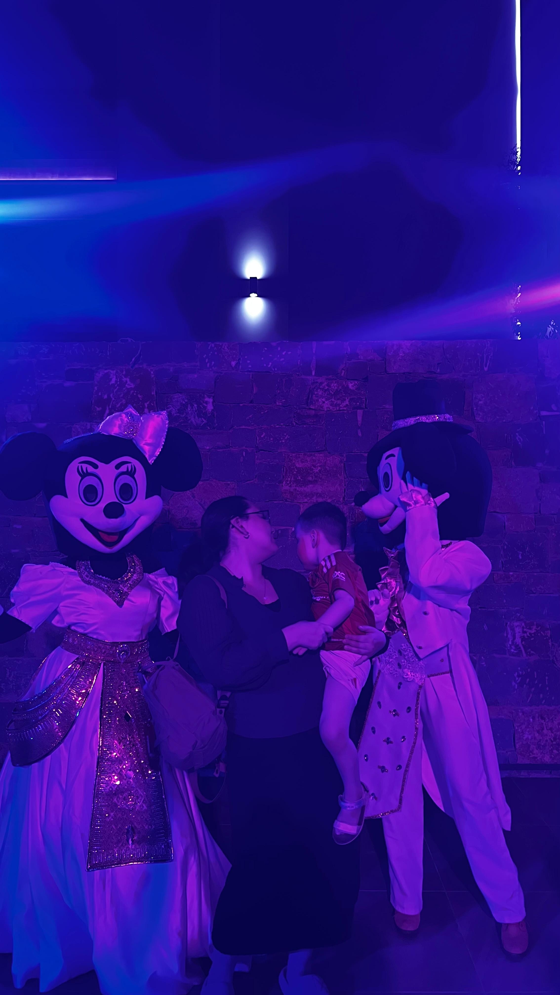 Disney underholdning hver uge.