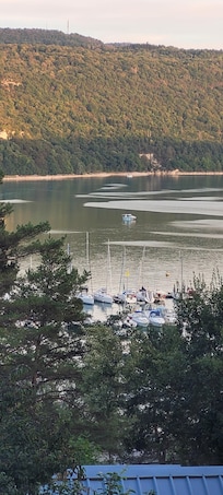Pêcheurs à la fraiche de bon matin en septembre