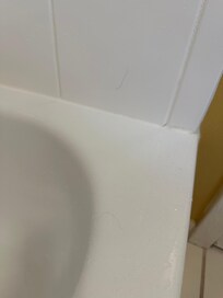 Bath tub