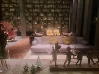 I would like to live in the lobby!