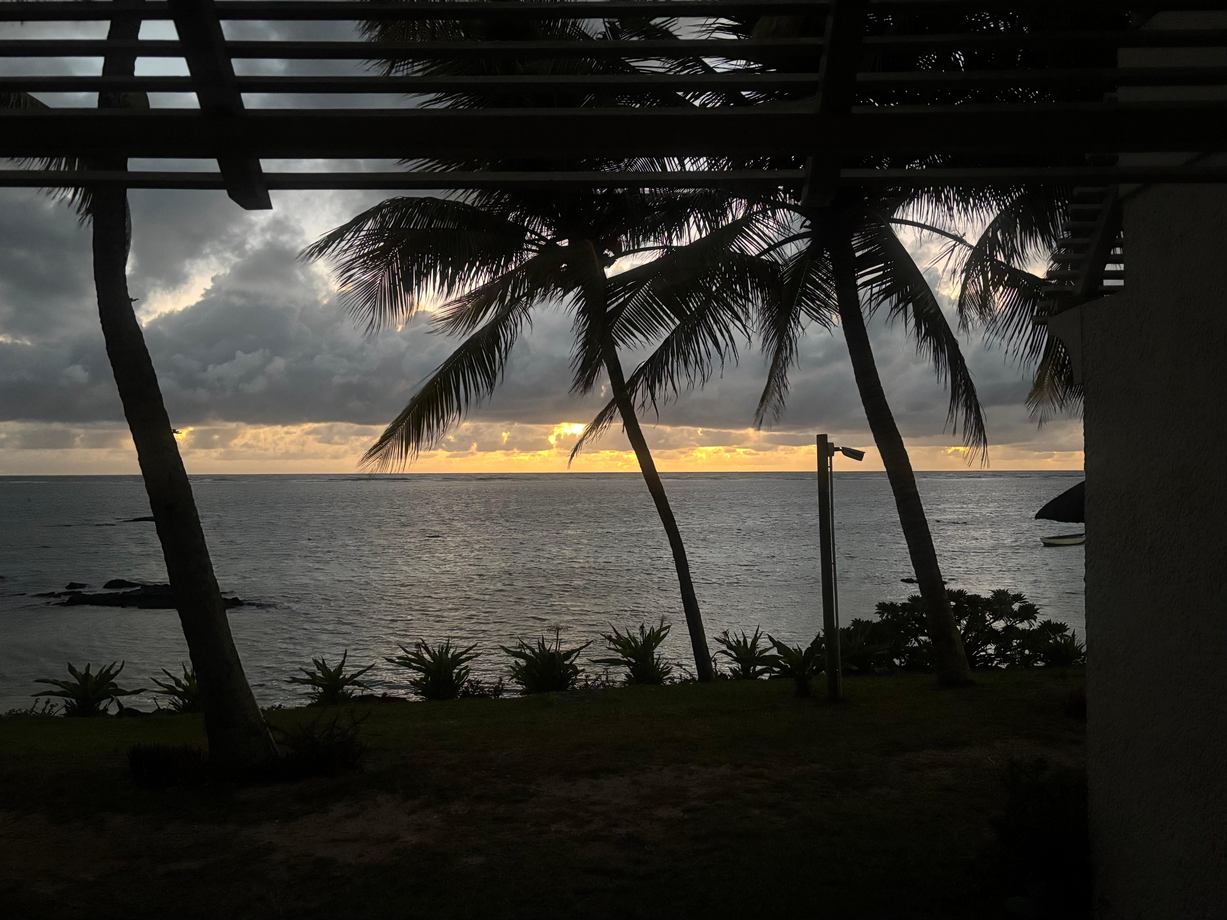 Lever de soleil : photo prise depuis ogre chambre 