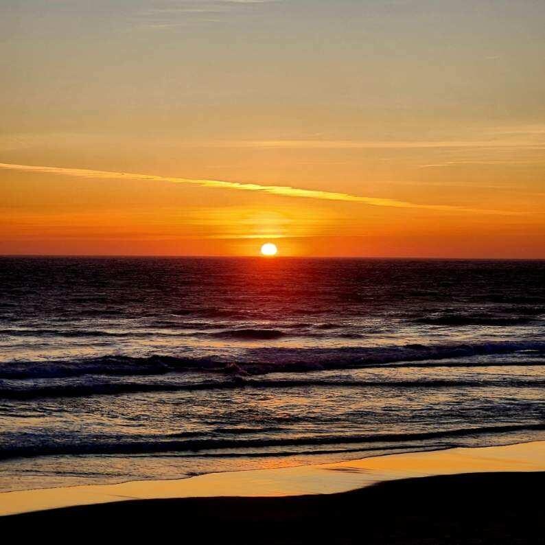 Perfect capture of sunsets from the deck. 