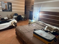 One of the beds is queen, 2 twins