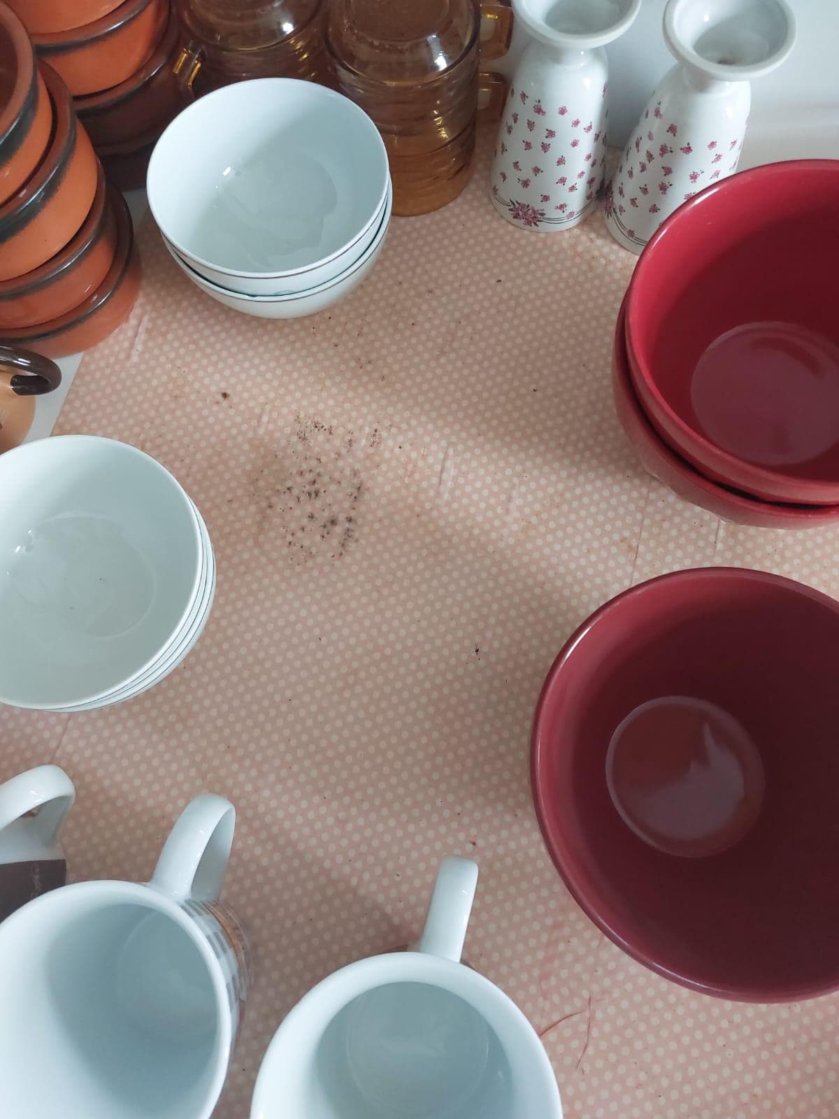 Placard à vaisselle salle