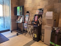 飲水機,零錢機及充電寶