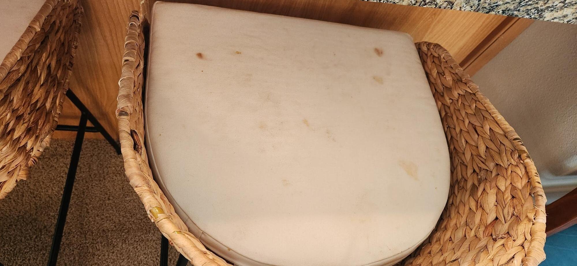 This is one of the chairs, all were soiled.