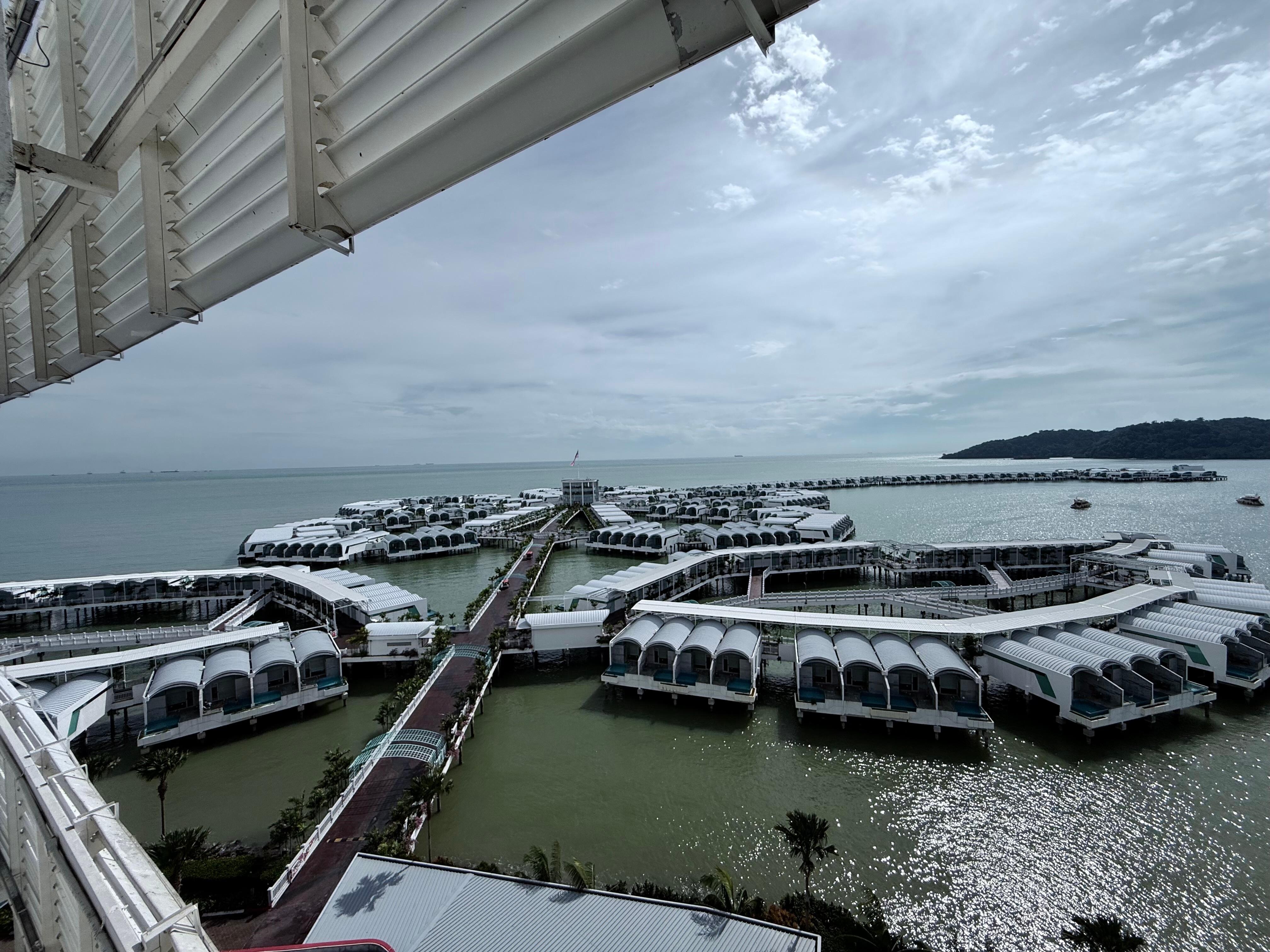 Was given mid floor, 6th, though Expedia booking promised highest floor (small print under the room type when booking). 