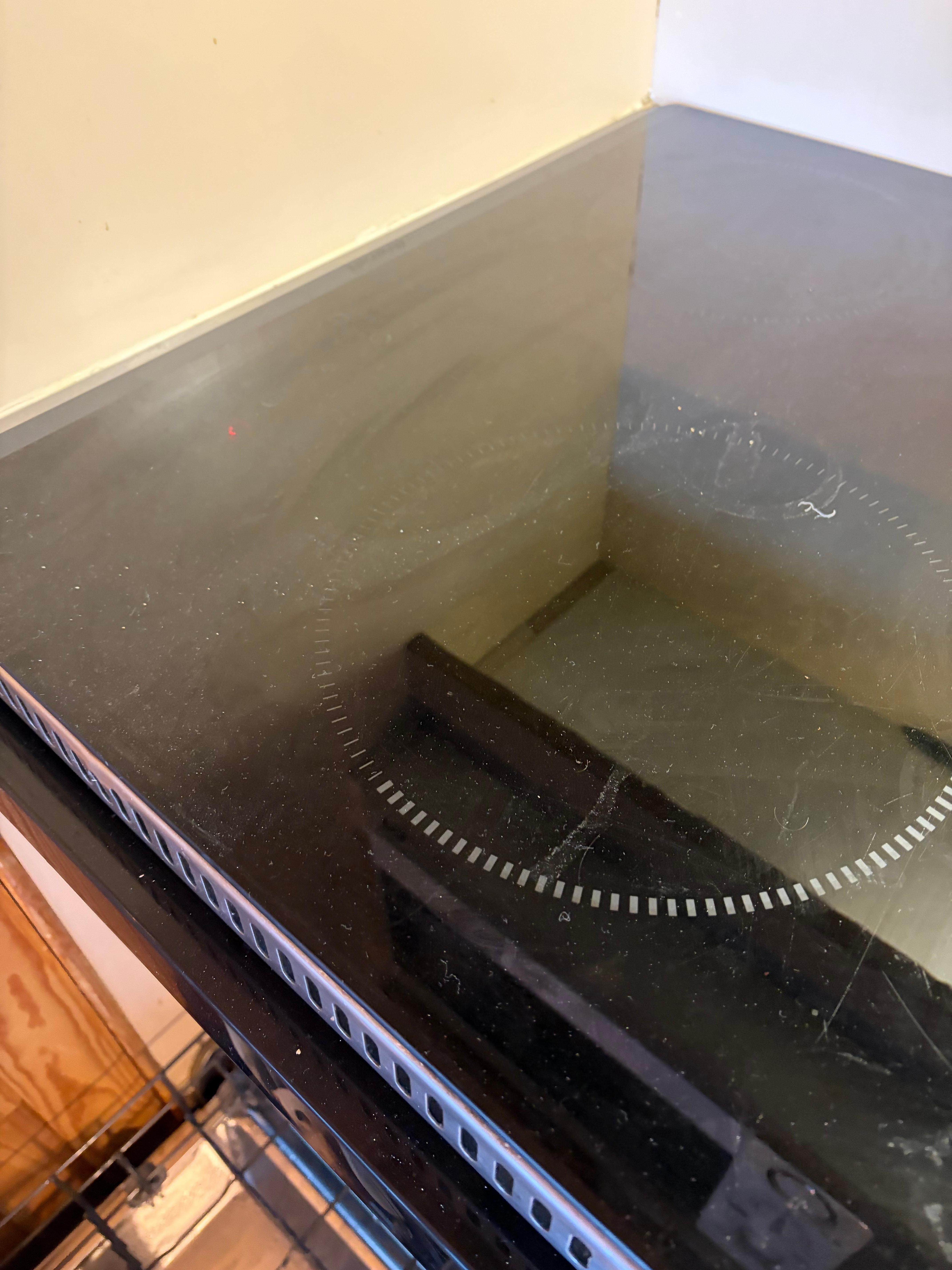 Plaque de cuisson salle 