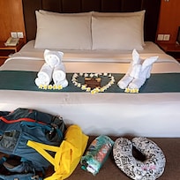 Return guest welcoming towels