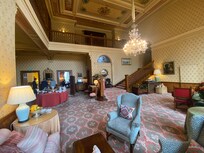 Lounge area