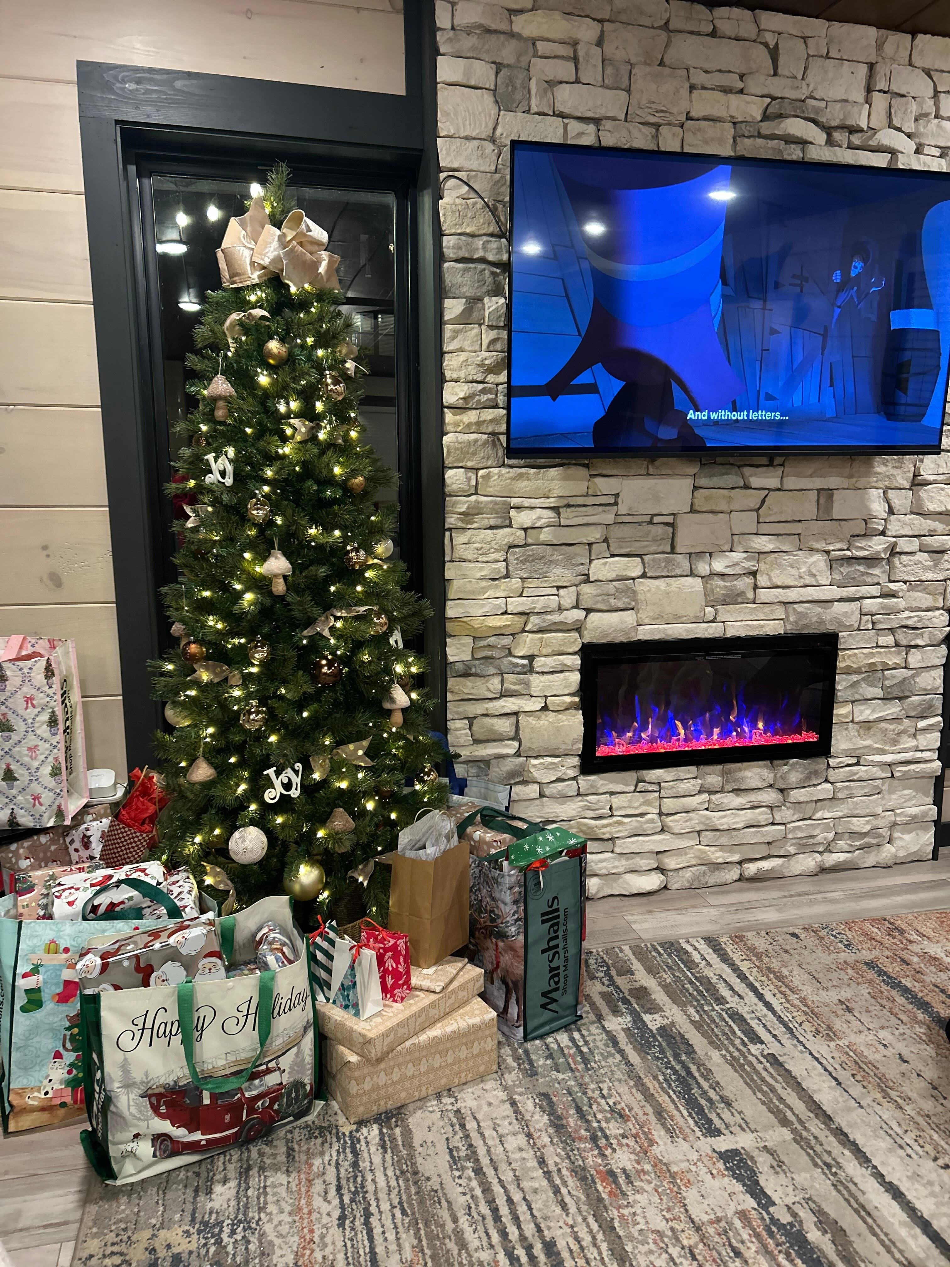 Gorgeous Christmas decor to make our Christmas gifting special!  