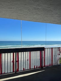 Scaffolding, patio in useable