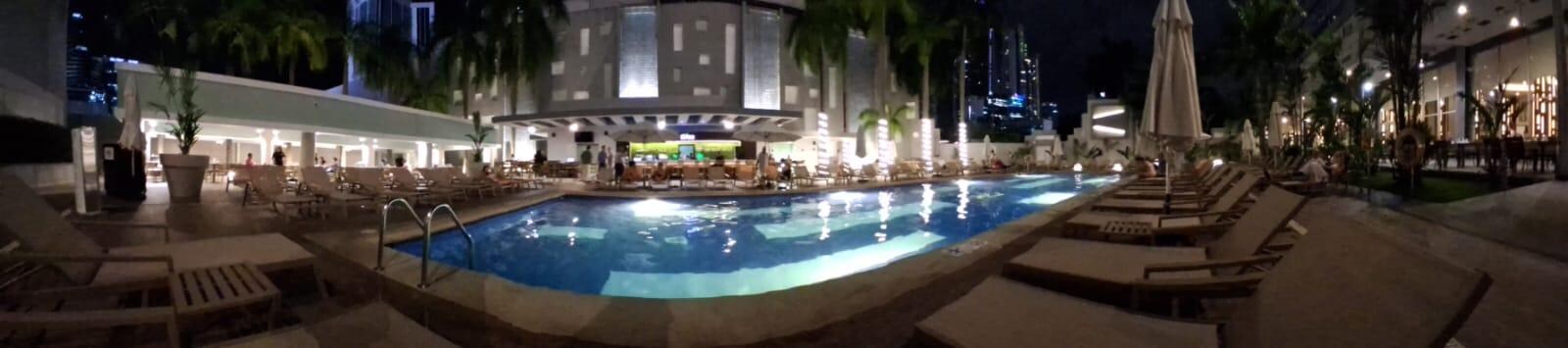 Hotel RIU Poolside on Thanksgiving night.