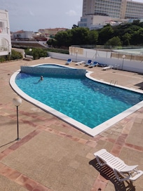 Der Pool am Anfang...