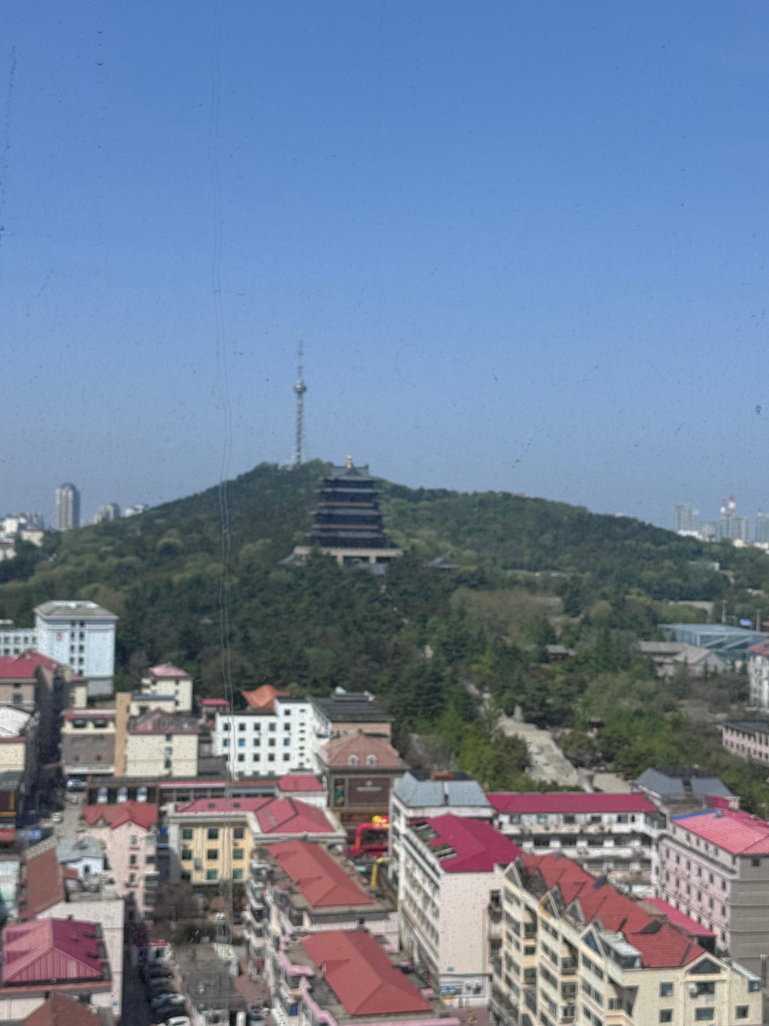 바다뷰는 아니지만! 반대편 산뷰~도 좋아요!