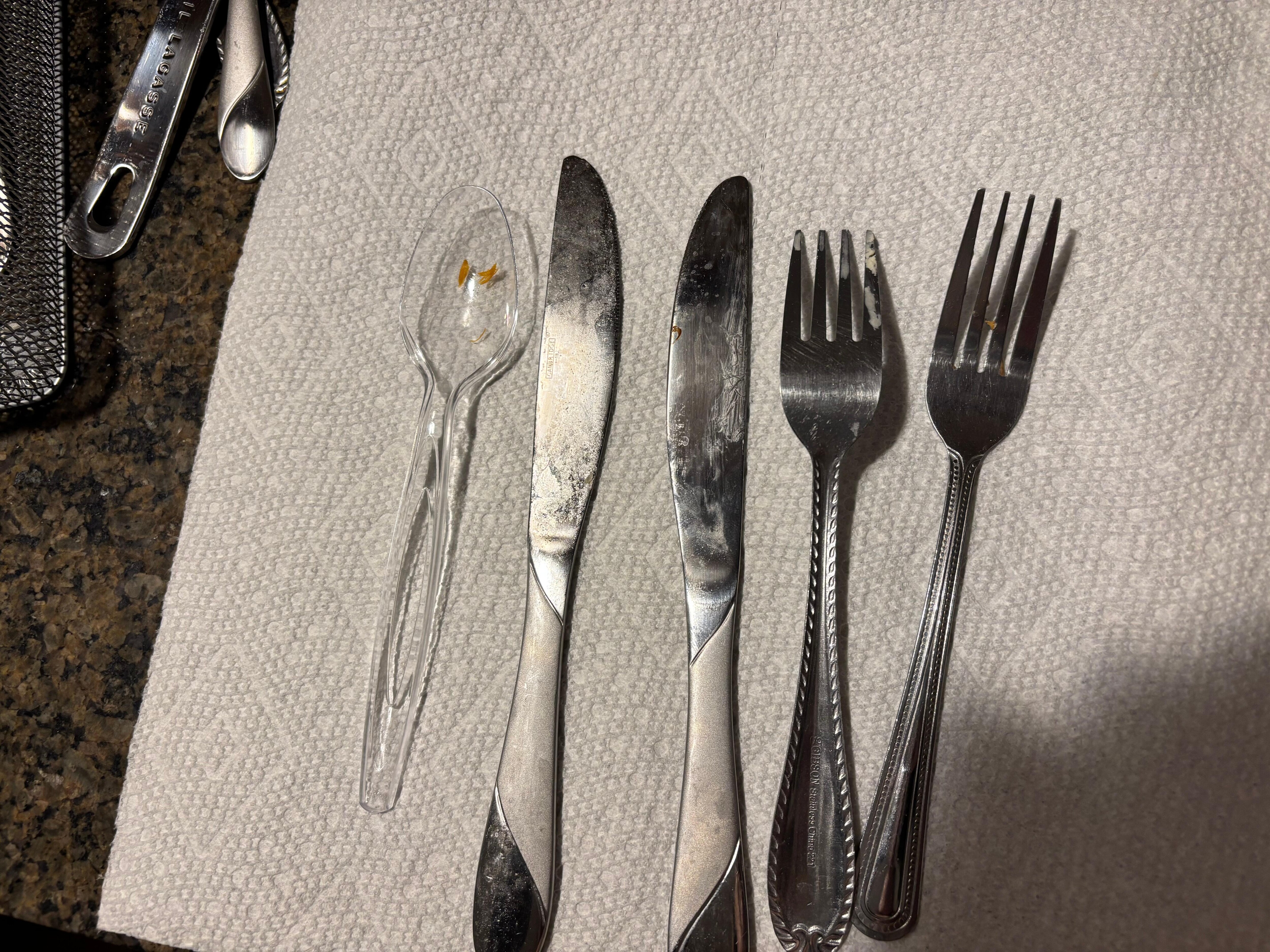 Dirty silverware