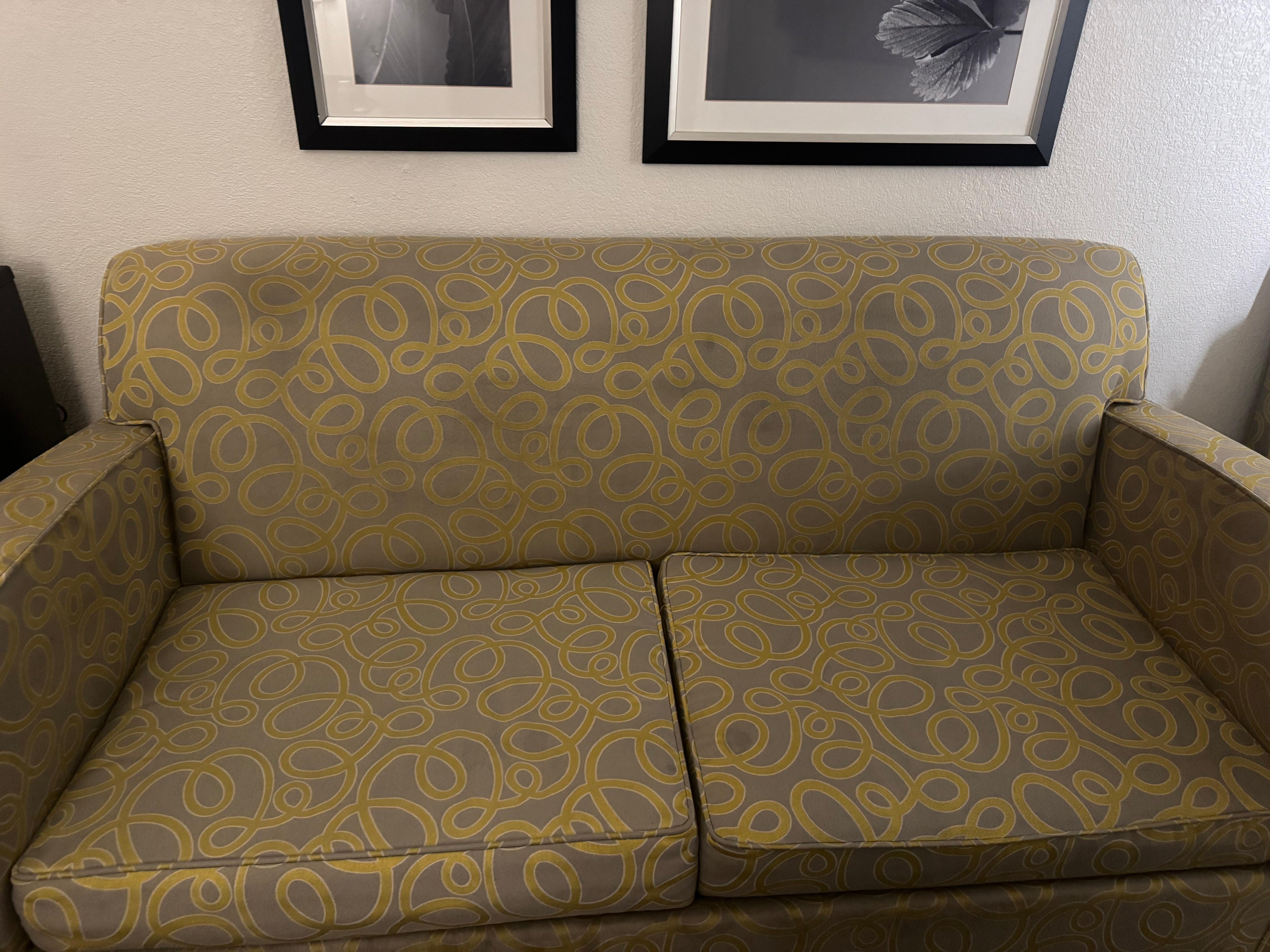 The pull out couch in the  "King Suites" - so dirty and smelled like smoke and urine. 