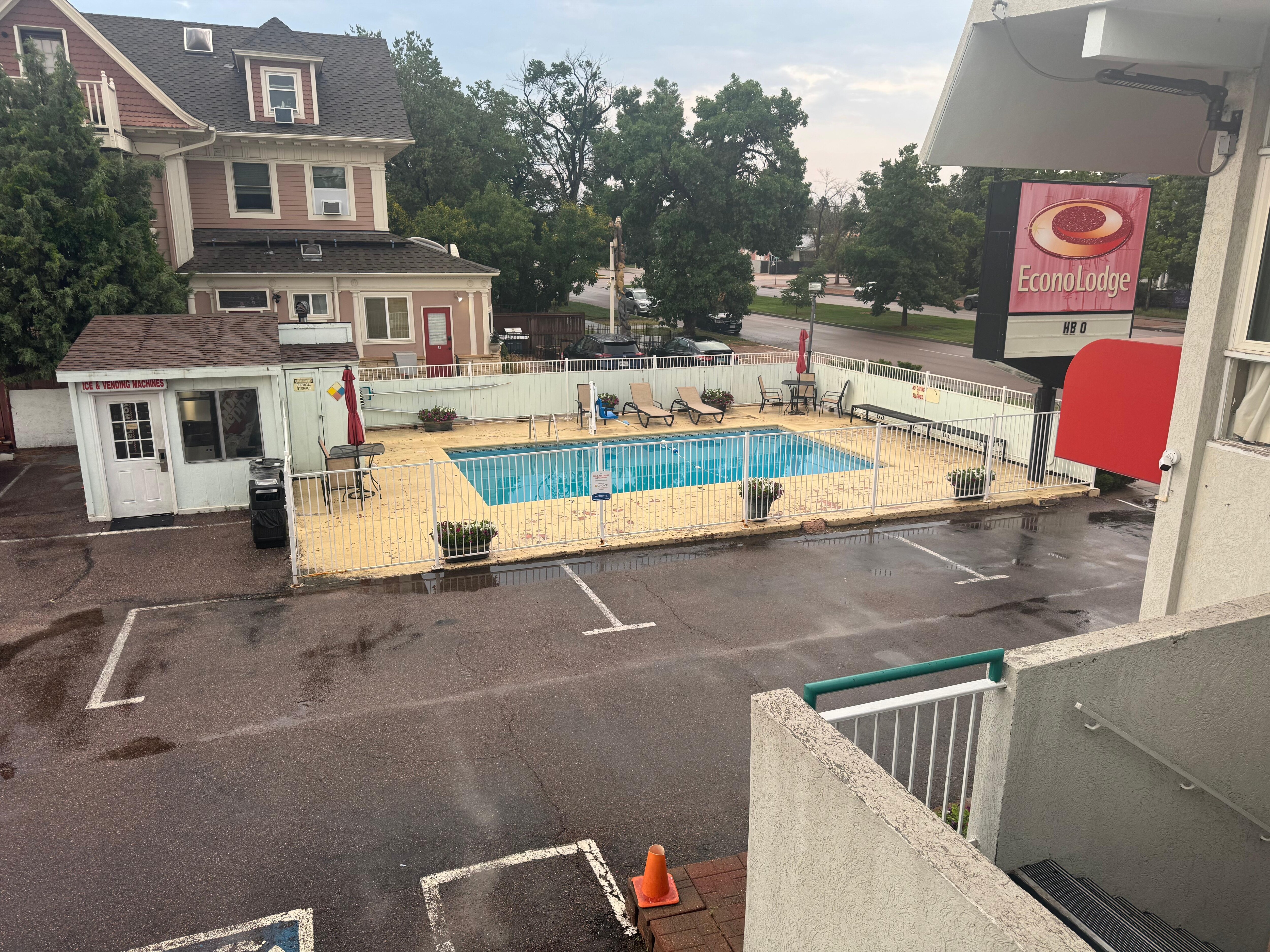 Tiny pool