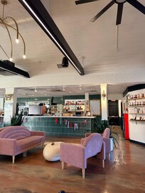 Fantastic coffee shop nearby