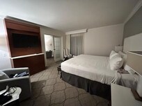 Very comfortable bed