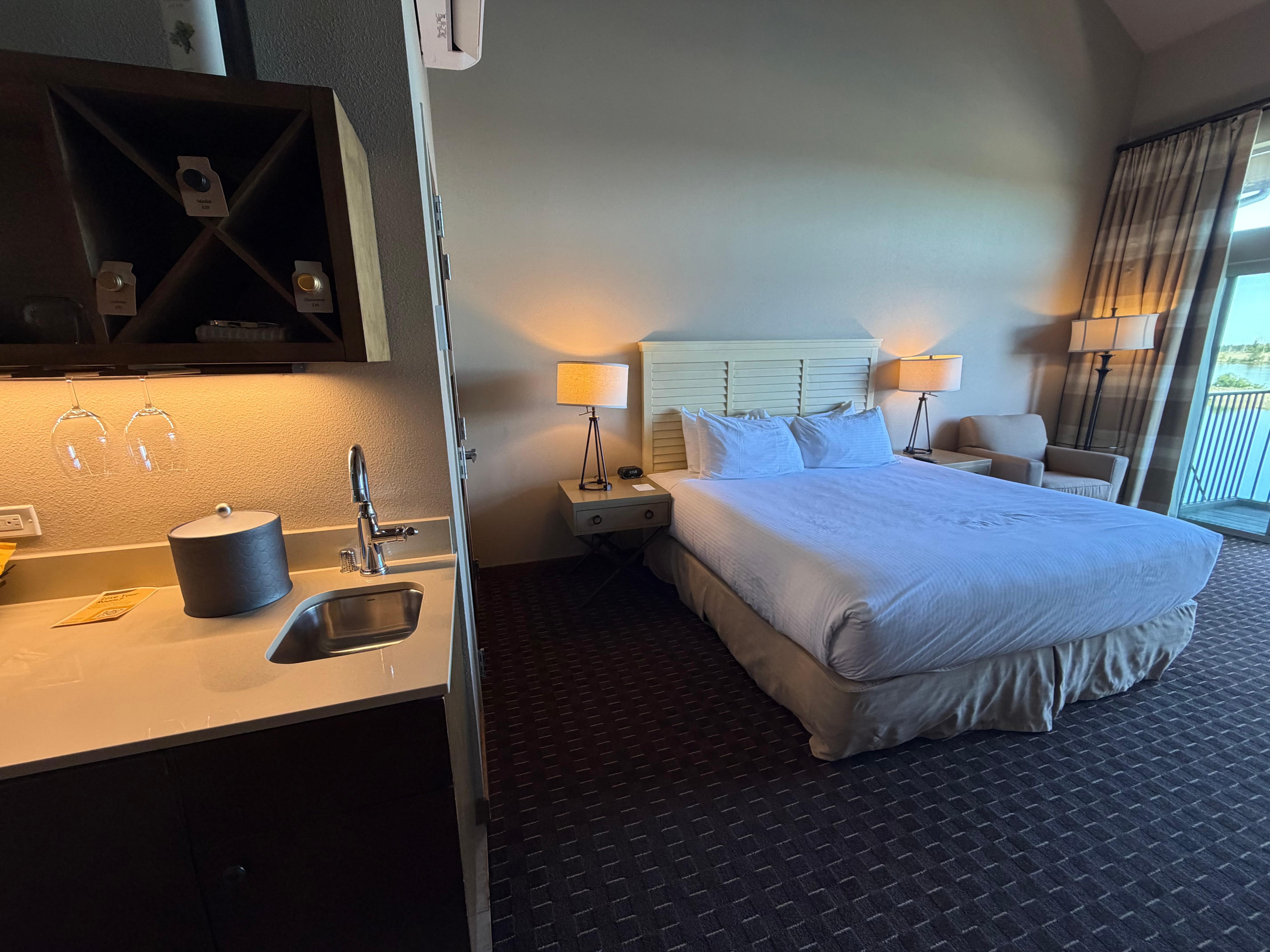 Grand cru top floor river room 417