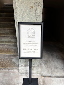 Super quiet during Day of the Dead festival right outside the front door.