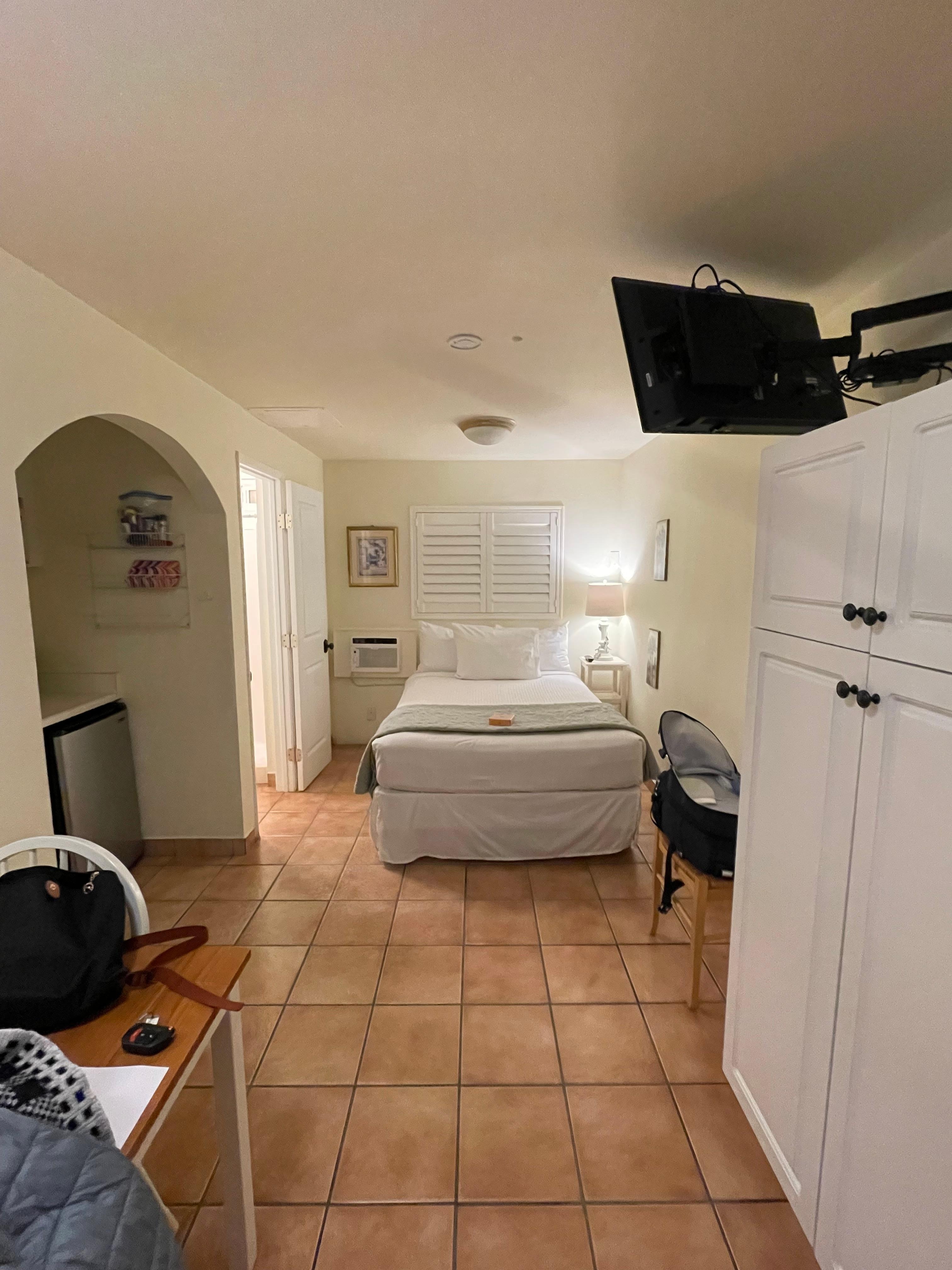 Looking in from front door. Charming, simple, basic but spotlessly clean. 