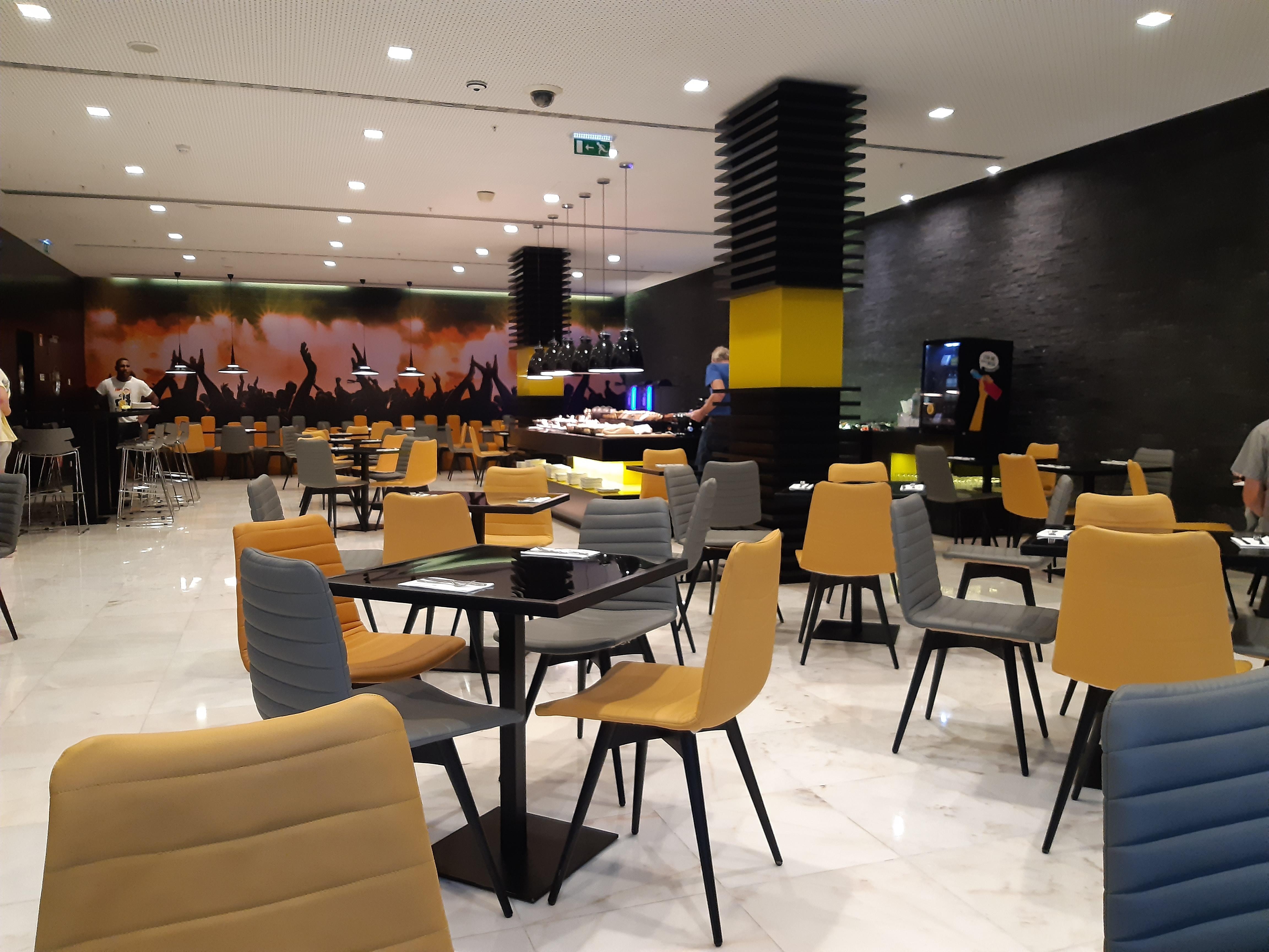 Morgen mads restauranten. 