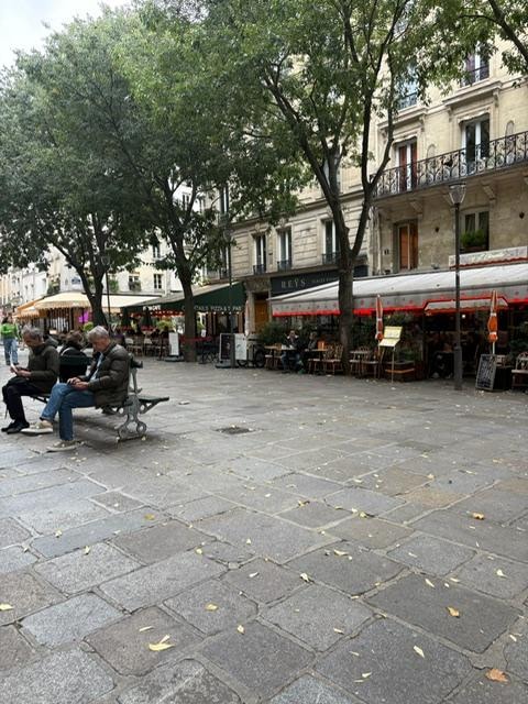 Court yard outside apartments 