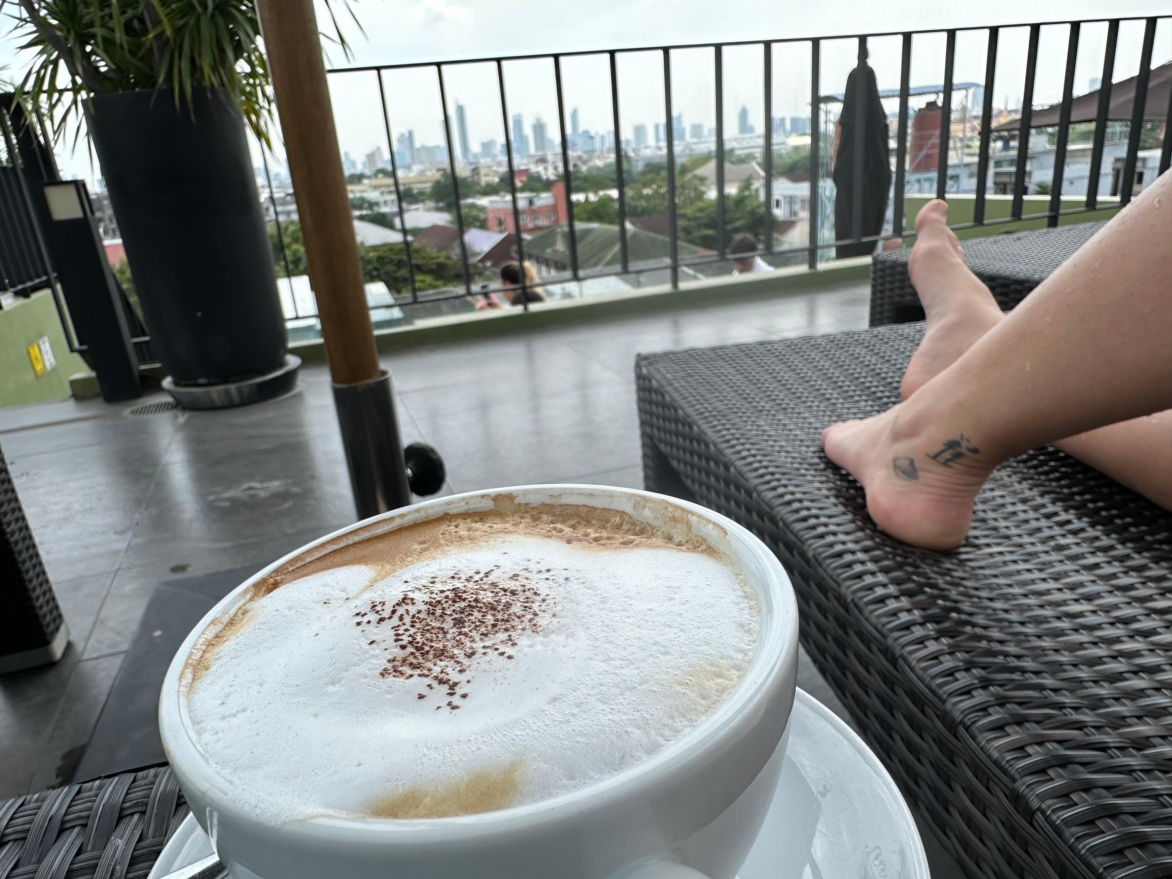 Kaffe från pool baren