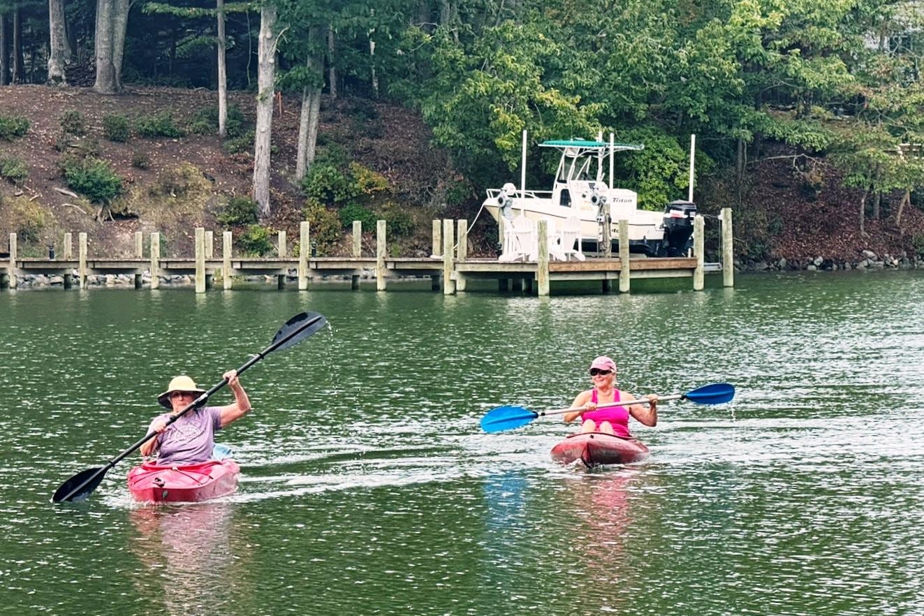 Calm, relatively shallow paddling towards the Rappahannock River