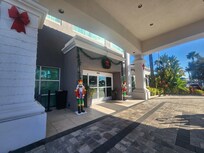 Entrance is very pretty and welcoming