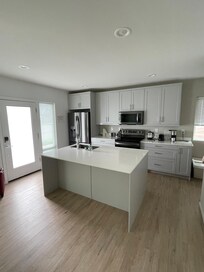 Communal kitchen (1)