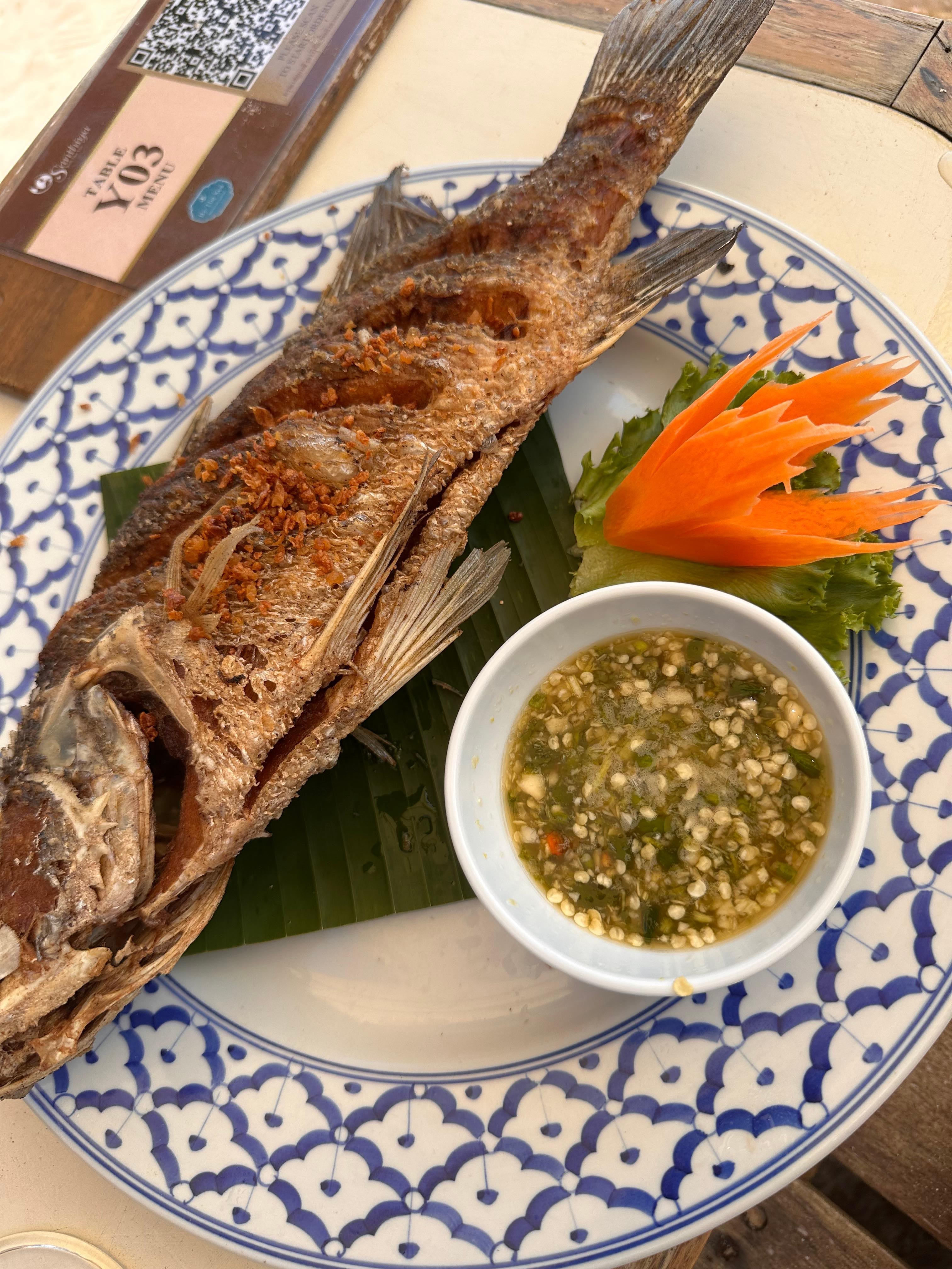 One of the best deep fried red snappers I have ever experienced! 