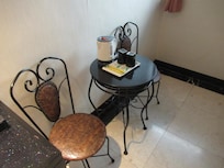 椅子の座面は堅かったです