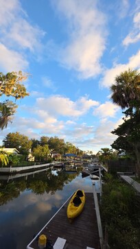 Floating pier with kayak