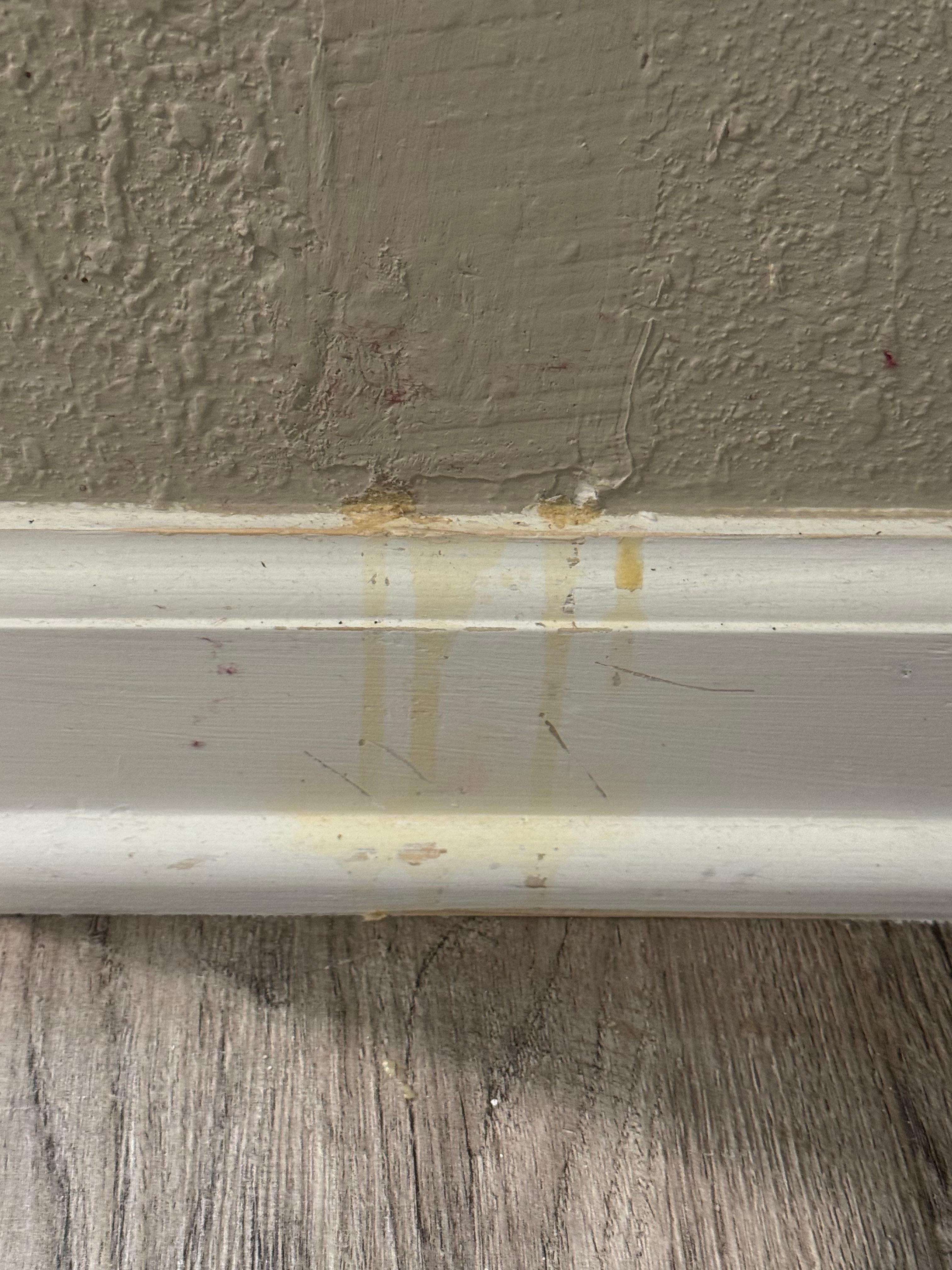 Dirty wall in bathroom 