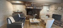 Le charmant salon.