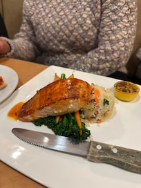 Lobby bar and restaurant