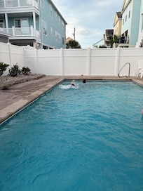 Private pool in this beach house was great!