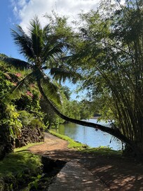 Nearby Allerton Gardens