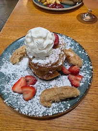Girlfriend's dish at Early Girl Eatery