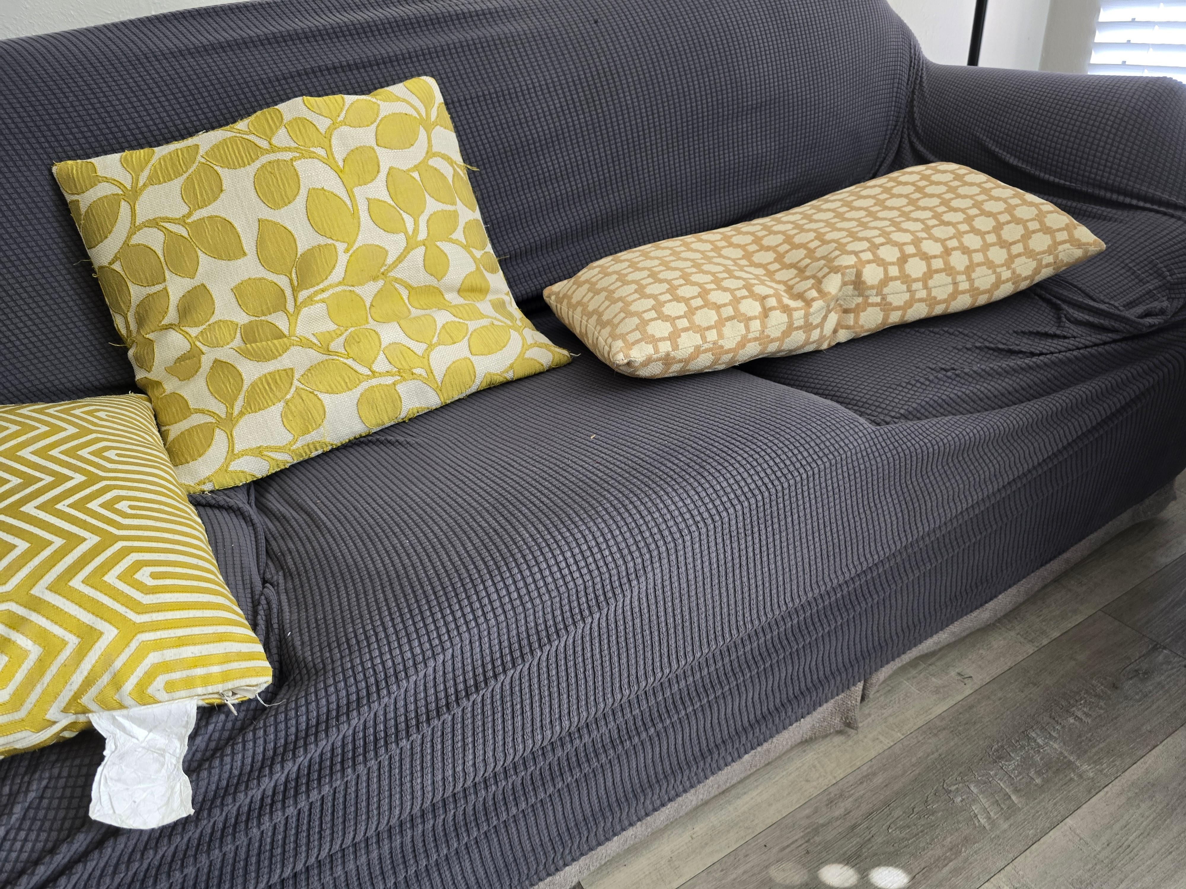 This couch is over used and hurt to seat on for long hours. The pillows are flat!