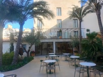 Aussenbereich Hotel Petit Paris