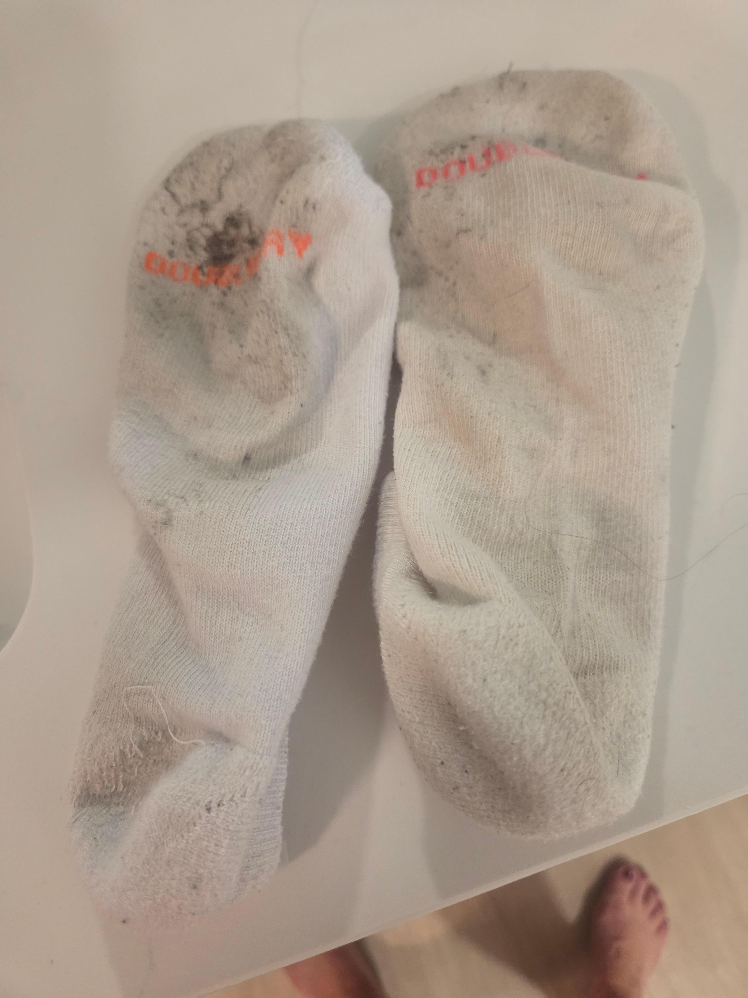 Was in my room 2 minutes. Floors are filthy. My room 335 smelled like urine and my sheets were stained.