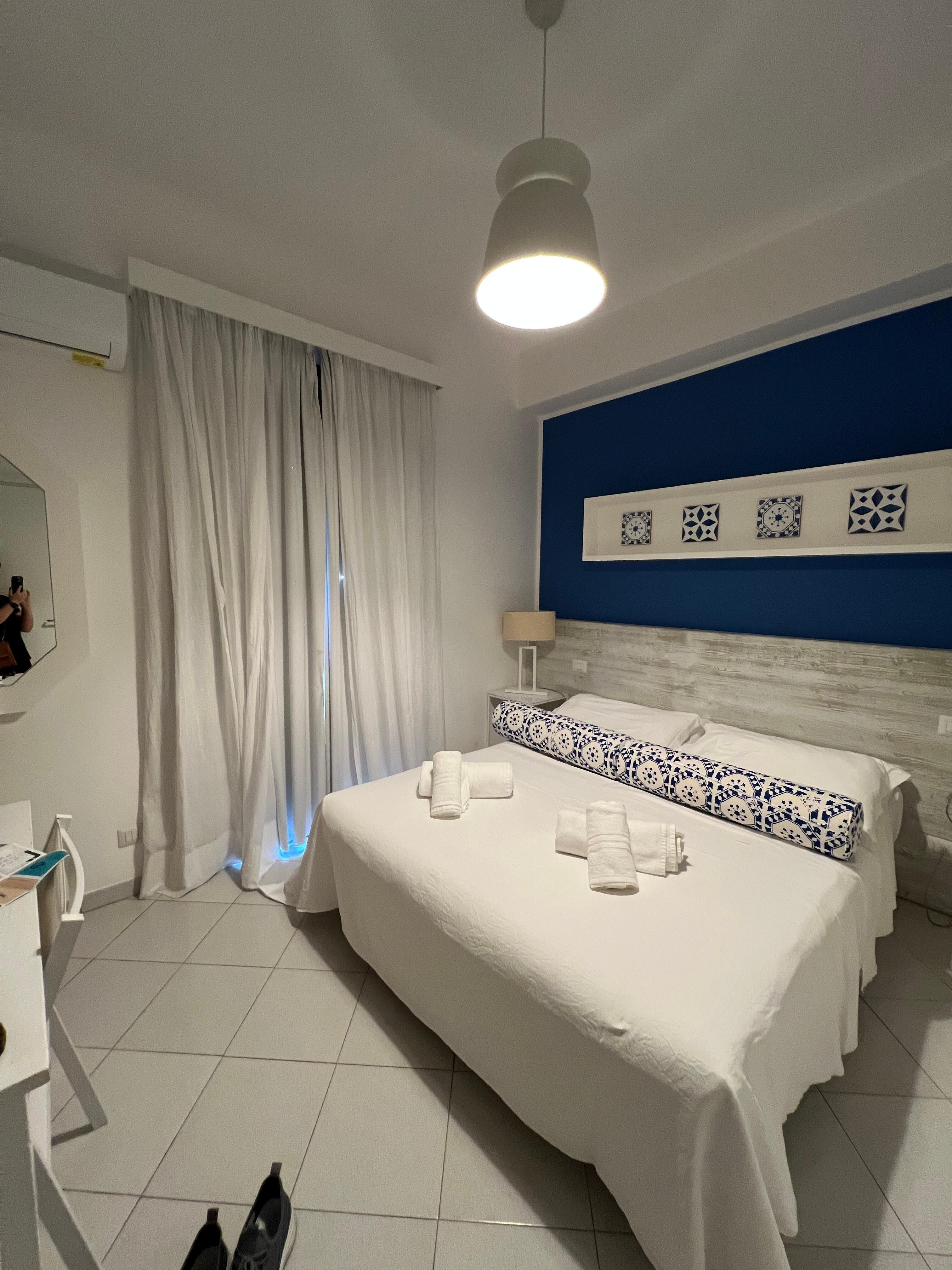 Unser Zimmer hatte auch einen kleinen Balkon. 