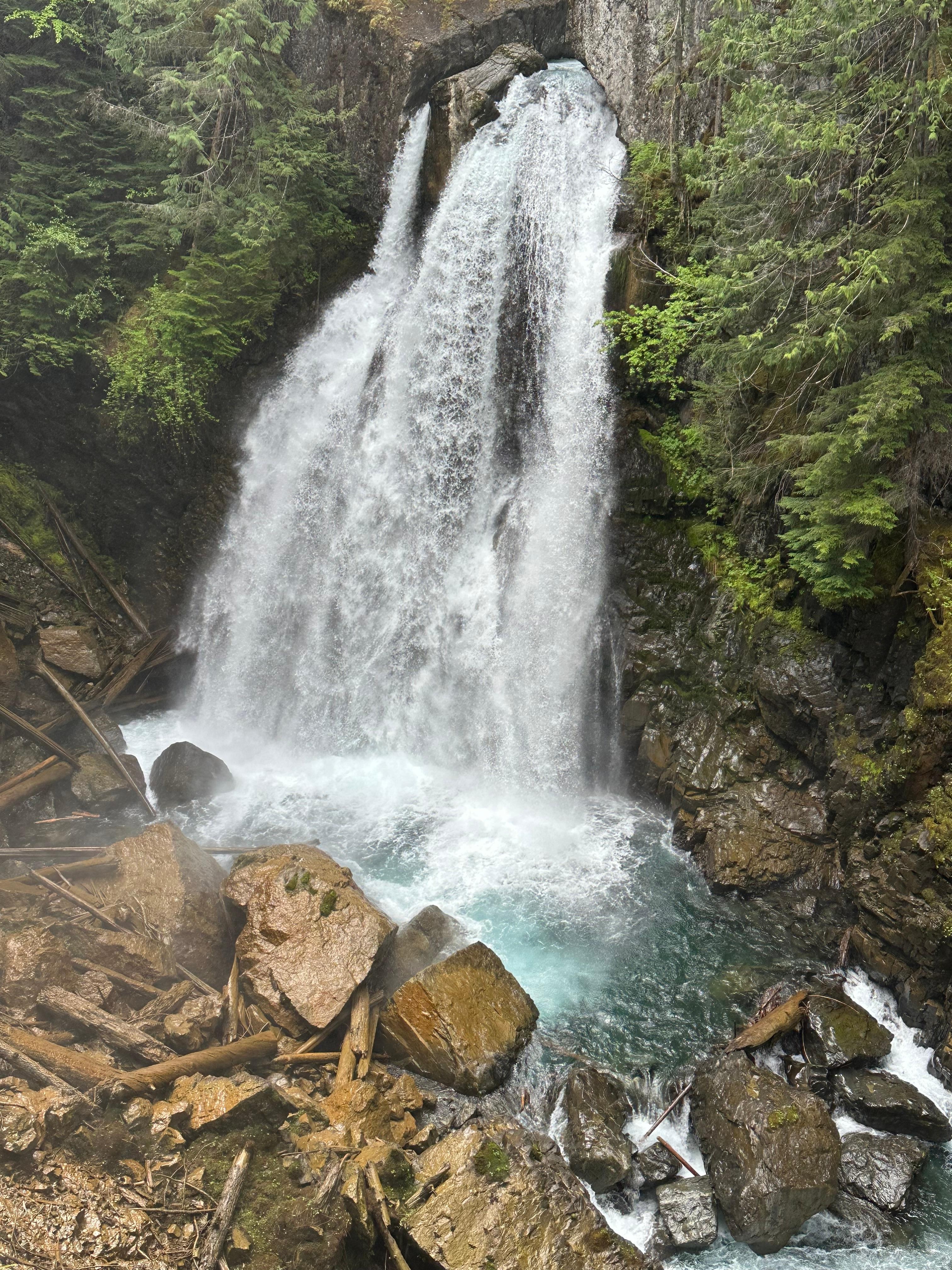 Lady Falls which was a short 15 min hike from the road