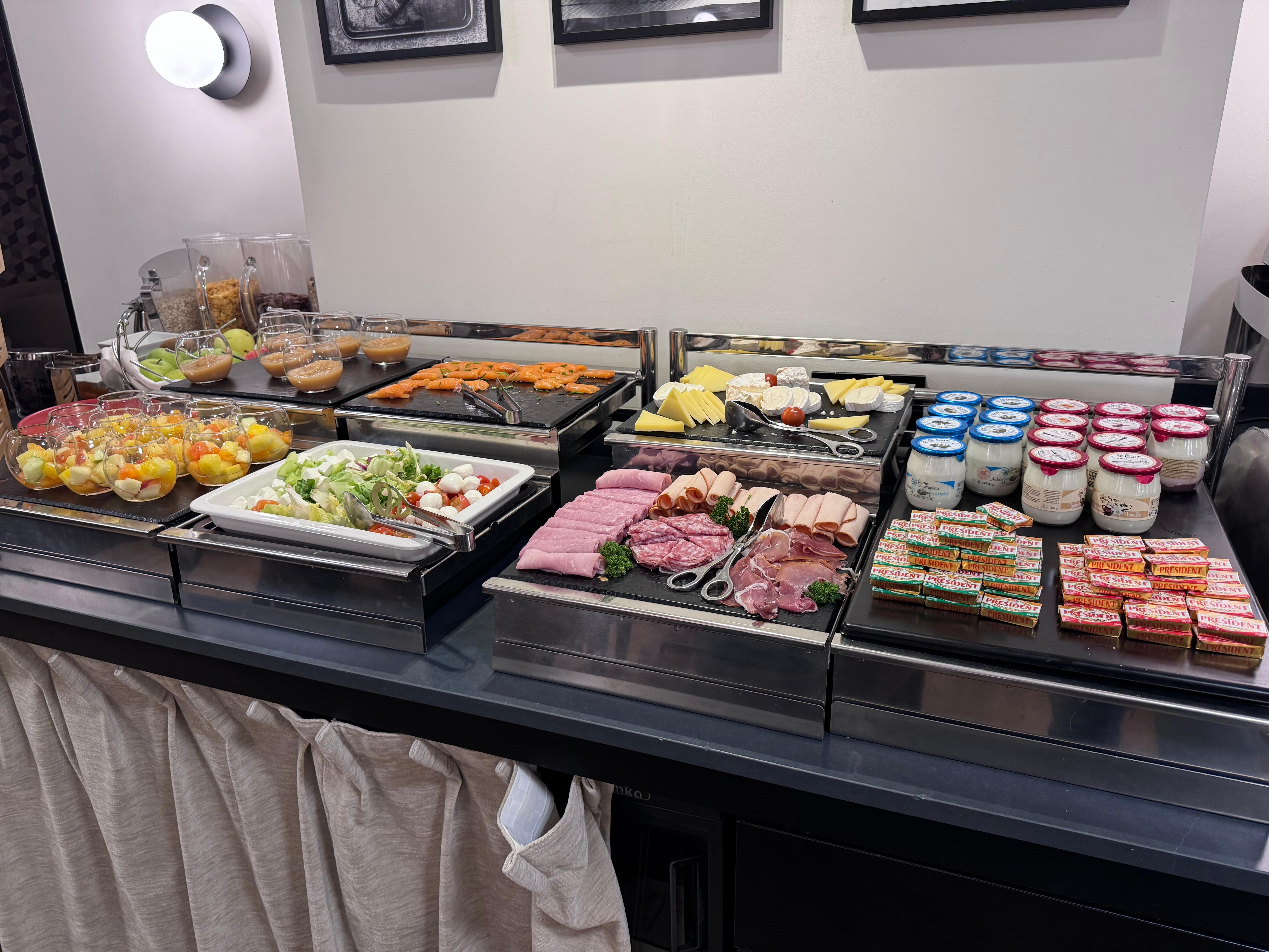 The breakfast selection was fantastic ( more than what’s shown). The staff made the coffee for everyone and even used soy milk for me. 