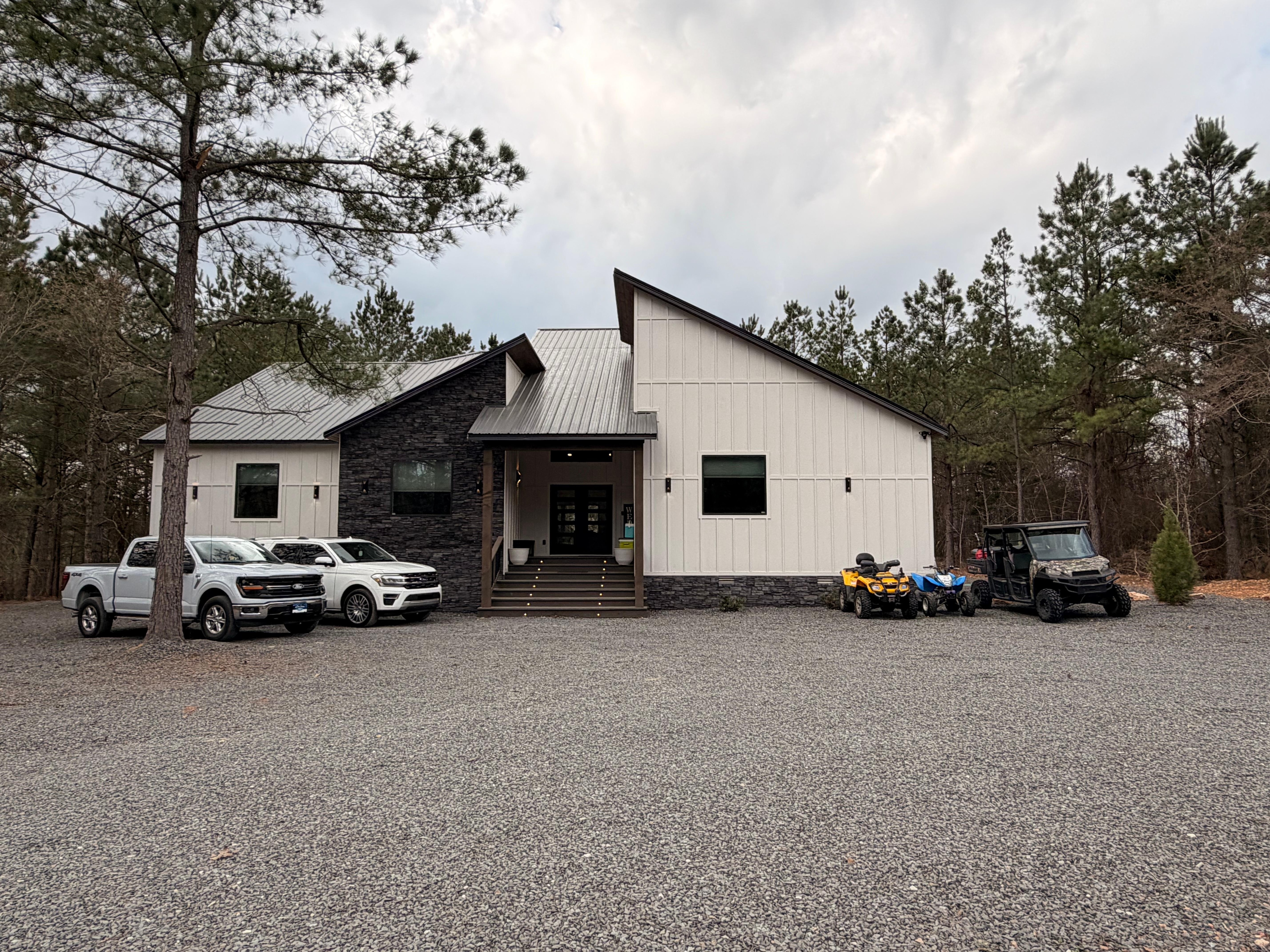 Front of cabin had great parking. 