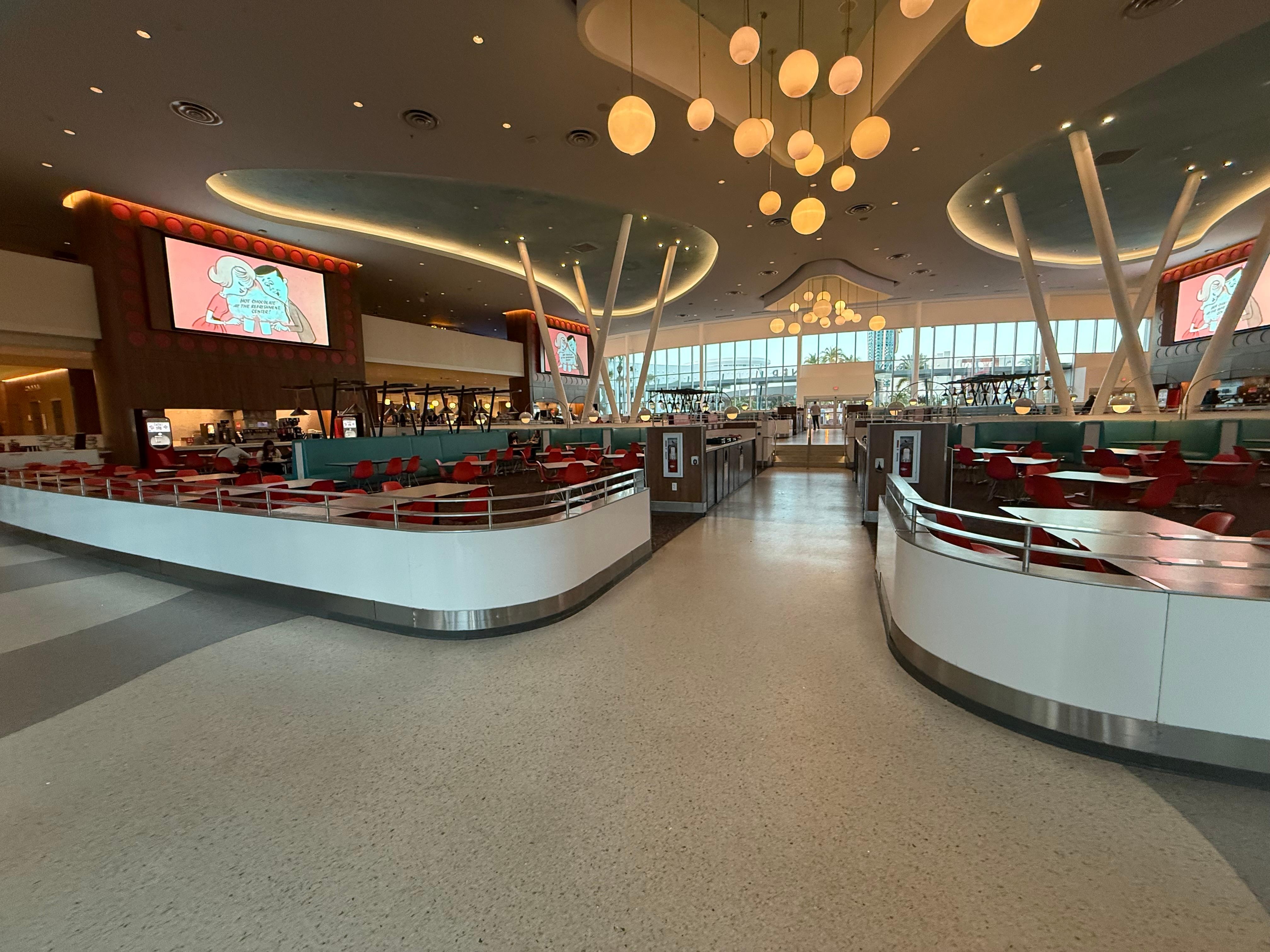 Dining / take out area 